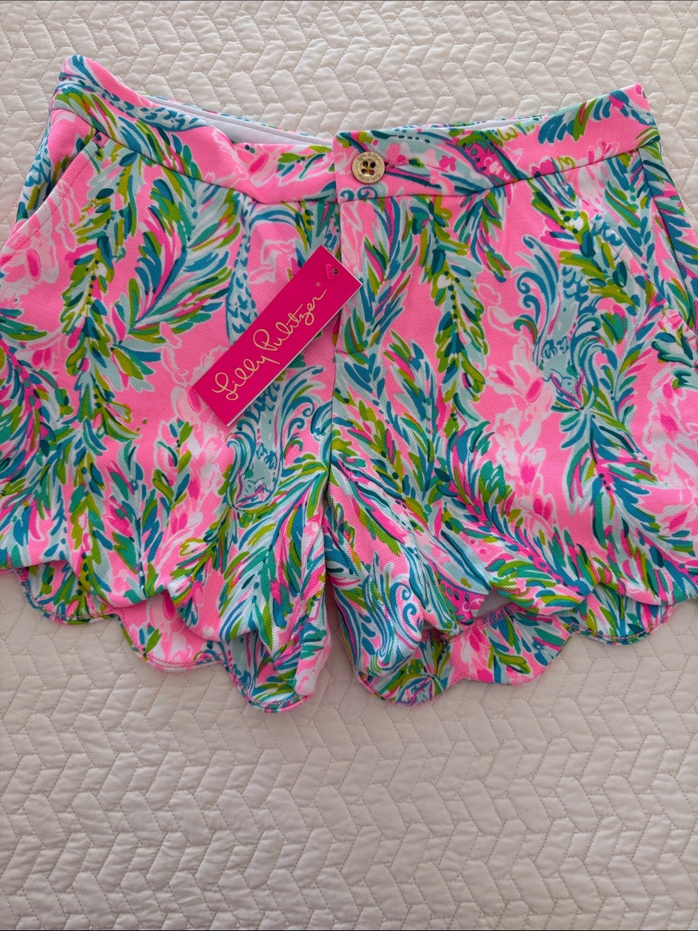 Lilly Pulitzer Pink Tropical Scallop Hem Shorts